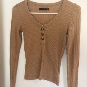 Abercrombie & Fitch long sleeve